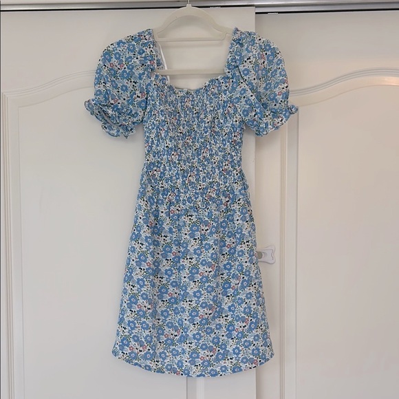 NWT That’s So Fetch Blue Floral Puff Sleeve Mini Dress - Picture 1 of 7